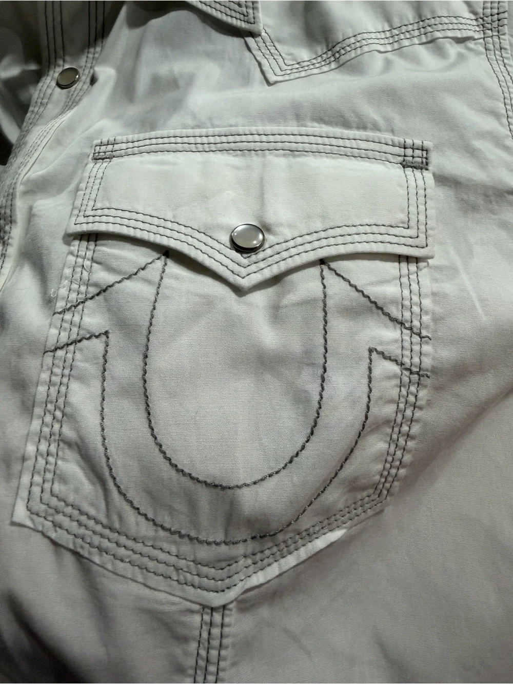 True Religion Men’s White Short Sleeve Shirt Pearl Snap Buttons